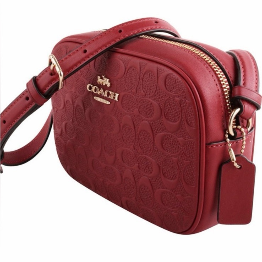 Coach MINI CAMERA BAG IN SIGNATURE LEATHER - Cherry NWT - Picture 3 of 16